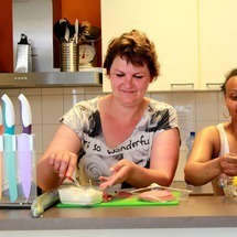 Ilona en Milani zijn vrijwilliger bij Sociaal buurtrestaurant ’t Turfke